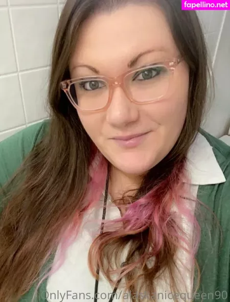 Alaskanicequeen90 OnlyFans Thumbnail #iNCIugh0aE