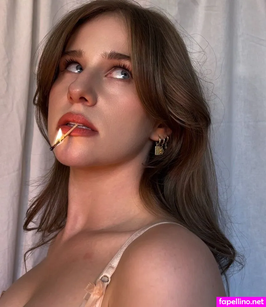 alaurabidingcitizen, api2 Nude Leaked OnlyFans Photo #i8Knj3g3TC