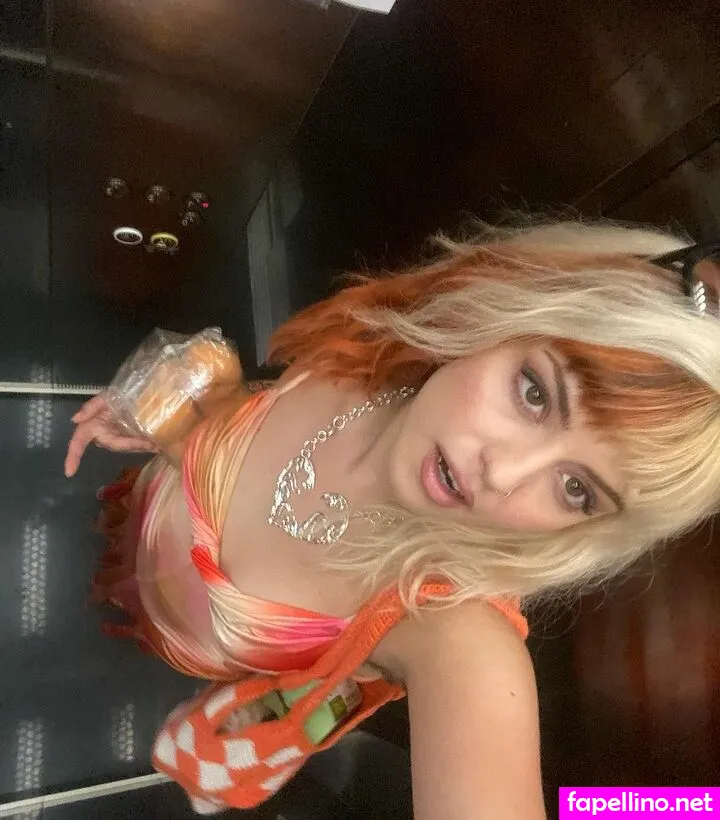 albxreche, vicky_de_levine Nude Leaked OnlyFans Photo #TSzdq1P8HE