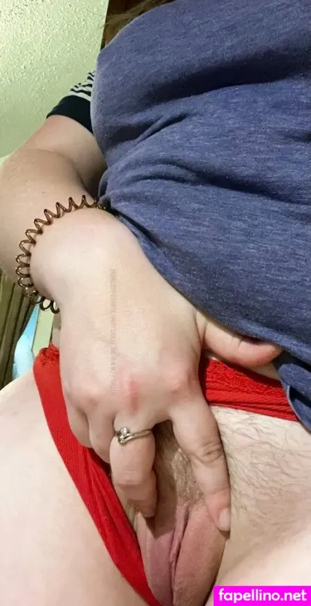 Albertahotmom OnlyFans Thumbnail #TpJdErdJPE