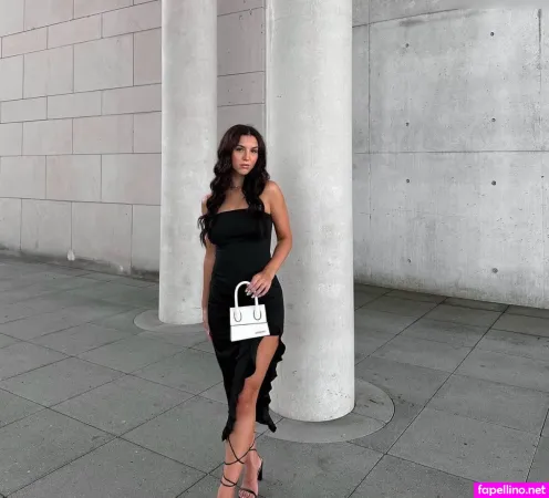 Albina Wdt OnlyFans Thumbnail #DM2bSDFnPz