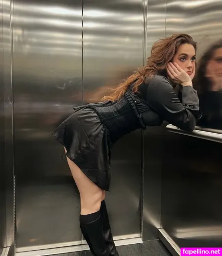 Albinaofficial OnlyFans Thumbnail #s0mmQfk9vf