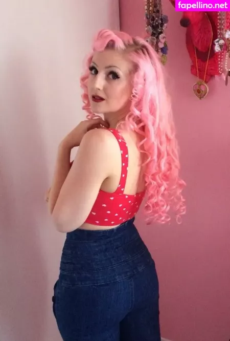 Albinwonderland OnlyFans Thumbnail #9qxbIQn6Gr