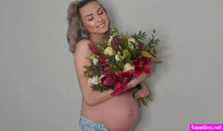 Alciasmomlife OnlyFans Thumbnail #CCcAVogayx