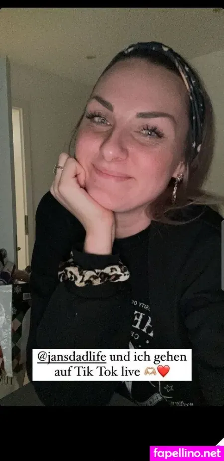 Alciasmomlife OnlyFans Thumbnail #uBefb7nqD3