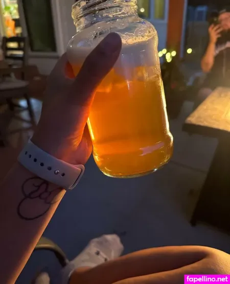 Alcoholicsemenspitter OnlyFans Thumbnail #bdsLb8uvgj