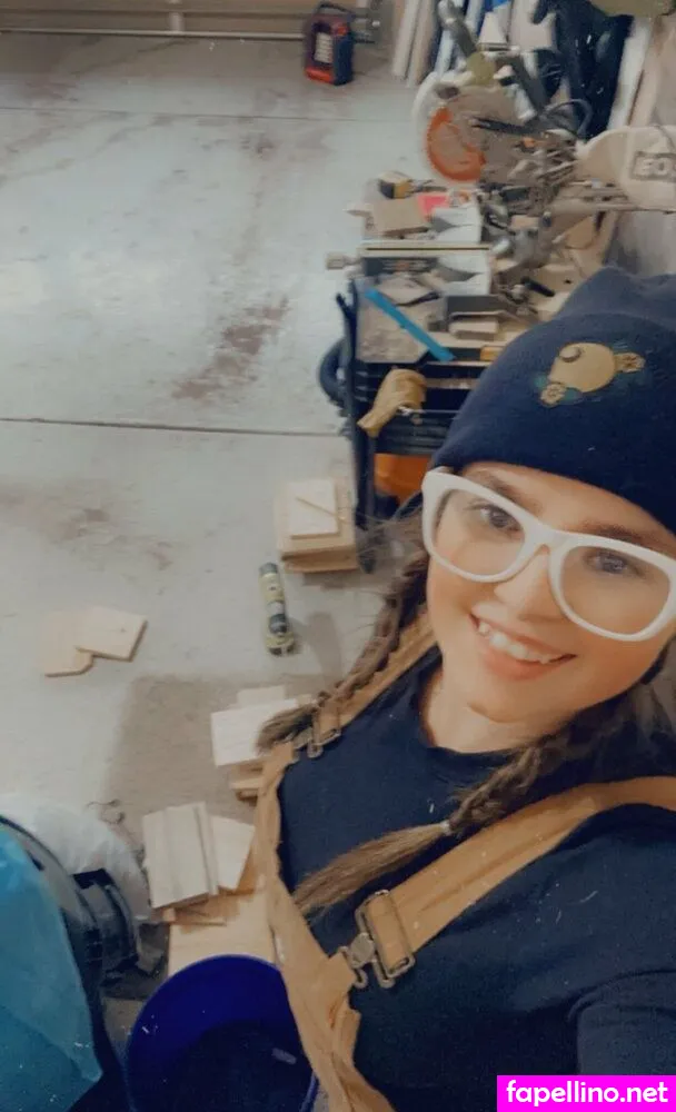 alcoholicsemenspitter Nude Leaked OnlyFans Photo #v2l0hfiSlN