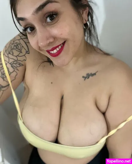 Aldana Mommy OnlyFans Thumbnail #UeGGOh3peO