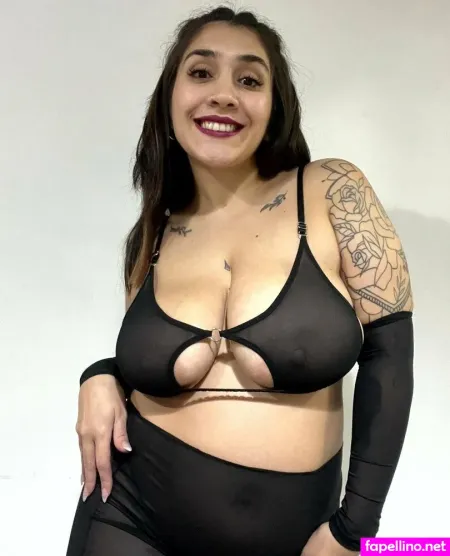 Aldana Mommy OnlyFans Thumbnail #acr16ZMC4A