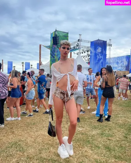 Ale Theis OnlyFans Thumbnail #mM6BGylbiE