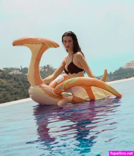 Aleandrafrerk Ale4ndra OnlyFans Thumbnail #CmatDxQhRG