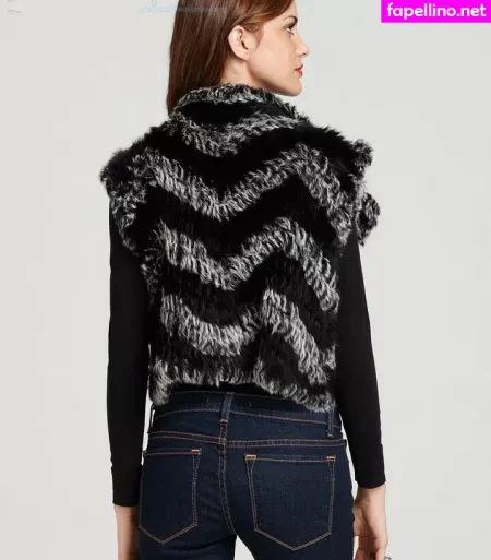 Alejandra Alonso OnlyFans Thumbnail #BiAwC4L4E1