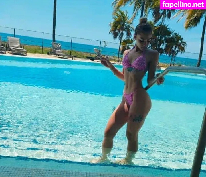 ale_barbie__oficial Nude Leaked OnlyFans Photo #aZaExGOnsX