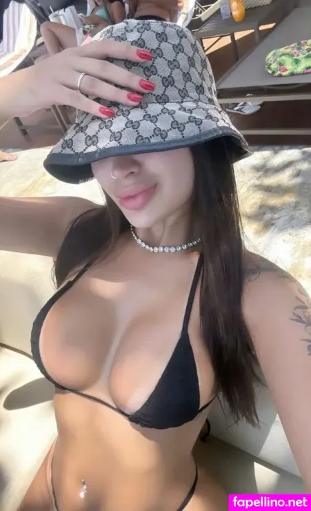 Alejandra Buitrago OnlyFans Thumbnail #mtpLzNx65s