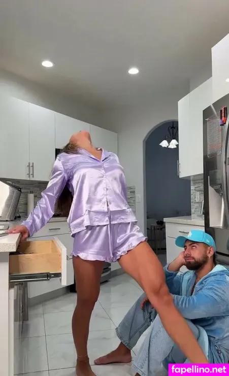 Alejandra Jaramillo OnlyFans Thumbnail #Vu6VppKYXR