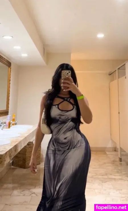 Alejandra Valero OnlyFans Thumbnail #fNkEuVU1Uv