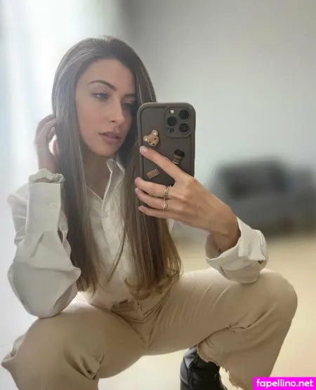 Alejandra00 OnlyFans Thumbnail #8TlLoGsOau