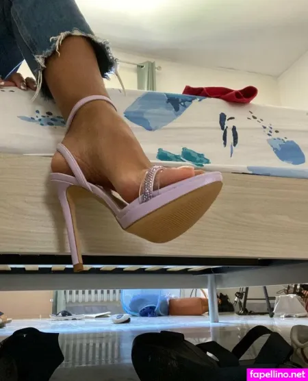 Alejandragoddess OnlyFans Thumbnail #TGNEUCWcYN