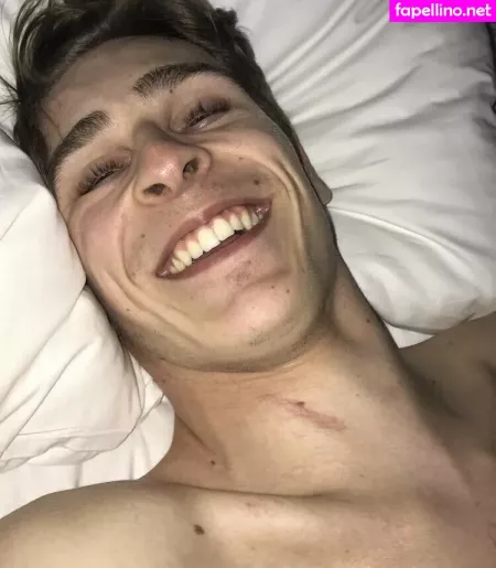 Alejandrobocija OnlyFans Thumbnail #TKVJBoT5dv