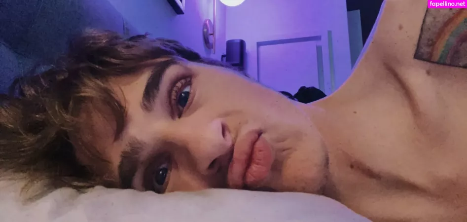 Alejandrobocija OnlyFans Thumbnail #UxdZOwn3Cb