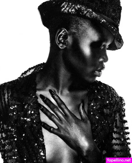 Alek Wek OnlyFans Thumbnail #5FFVT9iaPJ