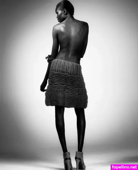 Alek Wek OnlyFans Thumbnail #AIA8CjRpm1