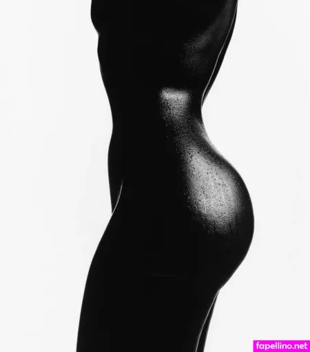 Alek Wek OnlyFans Thumbnail #AoBA7vm54m