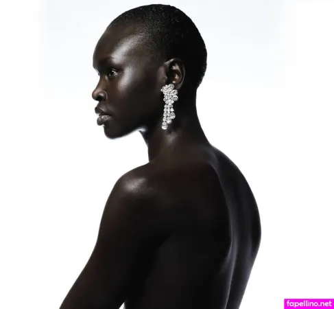 Alek Wek OnlyFans Thumbnail #ROXaw8qklb