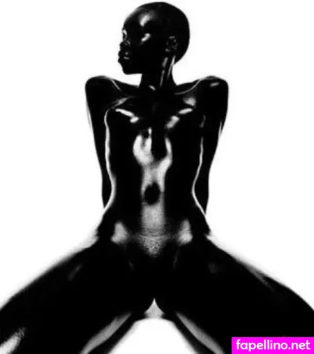 Alek Wek OnlyFans Thumbnail #WApEhLTWrl
