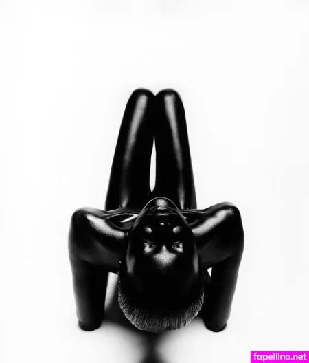 Alek Wek OnlyFans Thumbnail #mdbkWPenp8