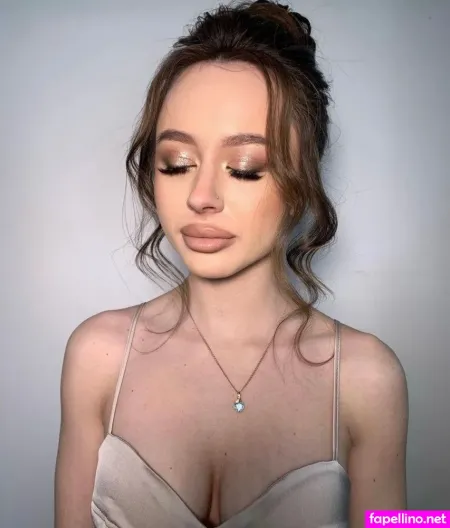 Aleksaboo OnlyFans Thumbnail #X021dkJy7a