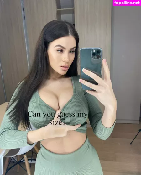 Aleksandra Queenie OnlyFans Thumbnail #4wQfFUcx8p