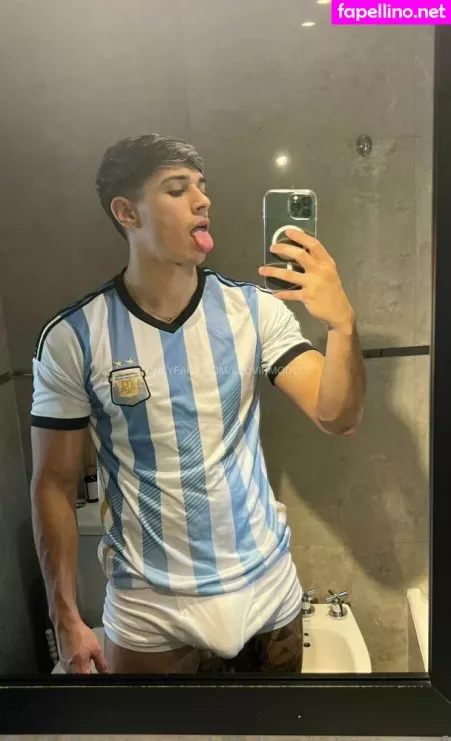 Aleksandrrammfree OnlyFans Thumbnail #4iRcm012Xk