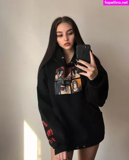 Aleksmlnv OnlyFans Thumbnail #tVluZCbkAL