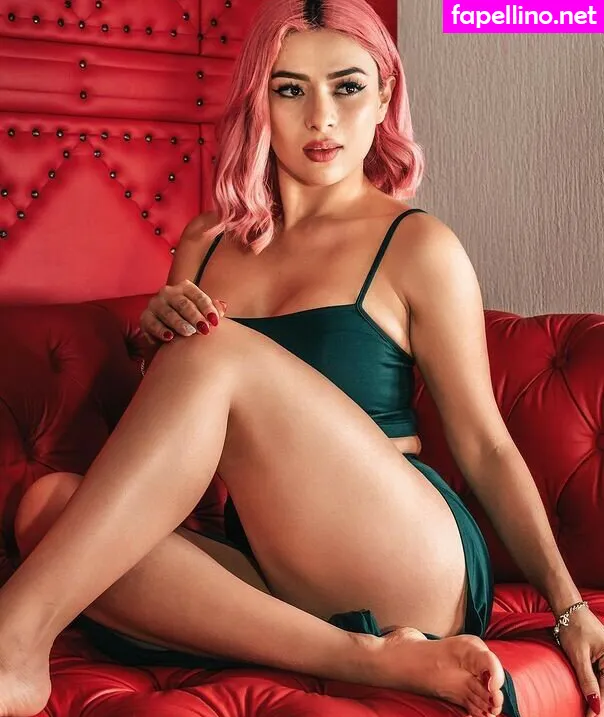 alemia.solofans, alemiarojas Nude Leaked OnlyFans Photo #M9IL3T6e51