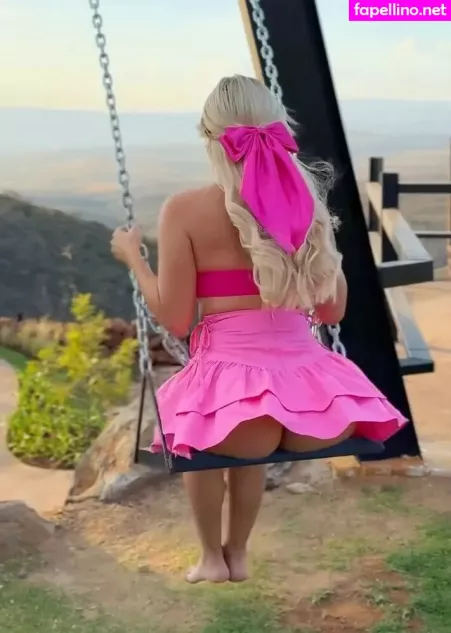 Alemia Rojas OnlyFans Thumbnail #V0yjY3NqOn