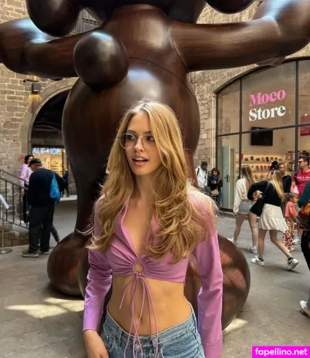 Alena Borovaya OnlyFans Thumbnail #WUJSulzAJw