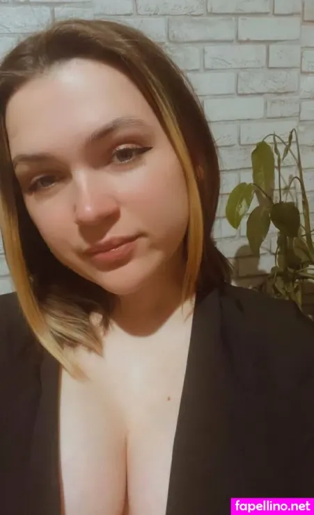 Alena Love OnlyFans Thumbnail #5X6AGkAMwr