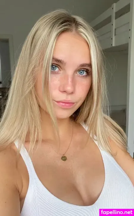Alena Nolte OnlyFans Thumbnail #AkhXDmhlQ2