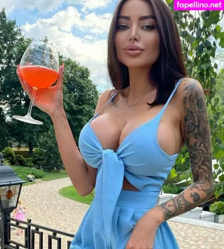 Alena Omovich OnlyFans Thumbnail #0gzgXlN7sO