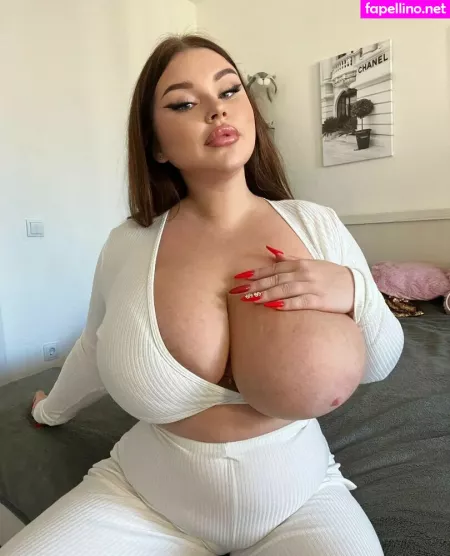 Alena Ostanova OnlyFans Thumbnail #FKQatFB9gj