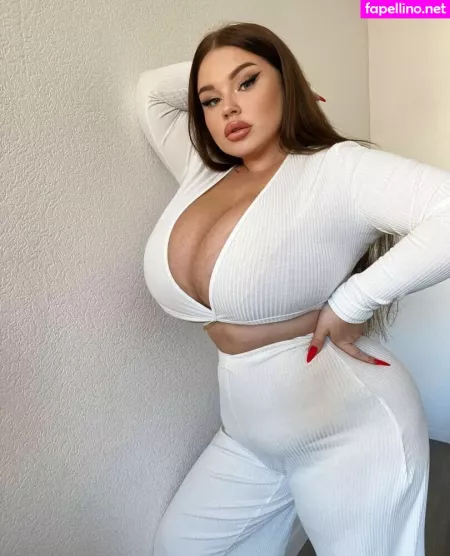 Alena Ostanova OnlyFans Thumbnail #iolw6ha5BY