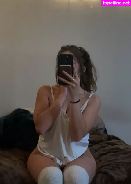 Alenalovesxo OnlyFans Thumbnail #4w8rVdqsOS
