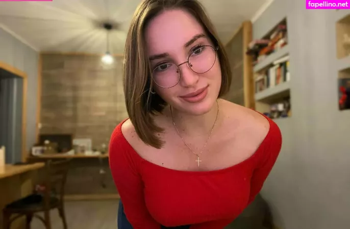 Alenavipfox OnlyFans Thumbnail #dtPm623ONl