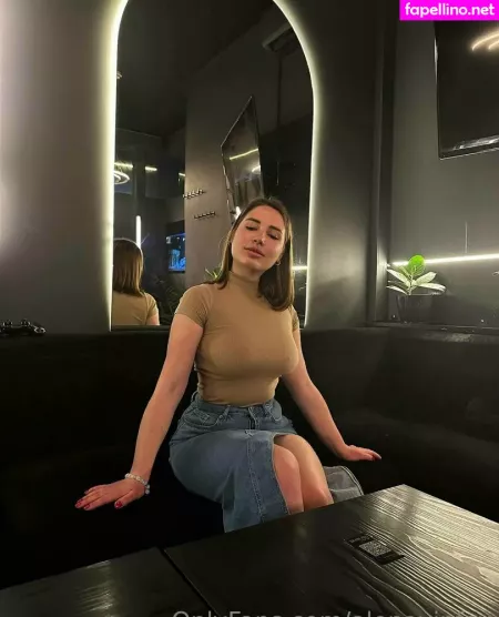 Alenavipfox OnlyFans Thumbnail #sIwotKXWsE