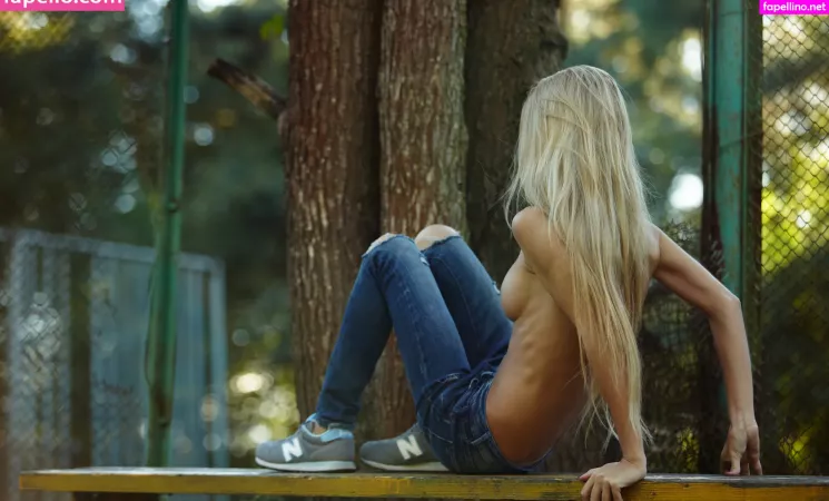 Alenka Aganova OnlyFans Thumbnail #dvJ9qbnvGv