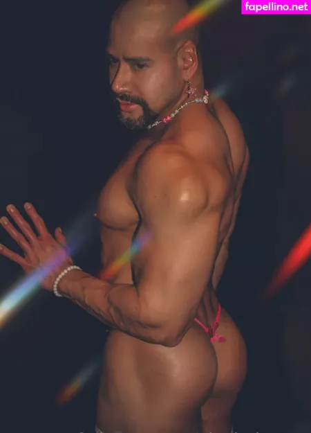 Aleolatinoxxx OnlyFans Thumbnail #9n3cN8wUW2