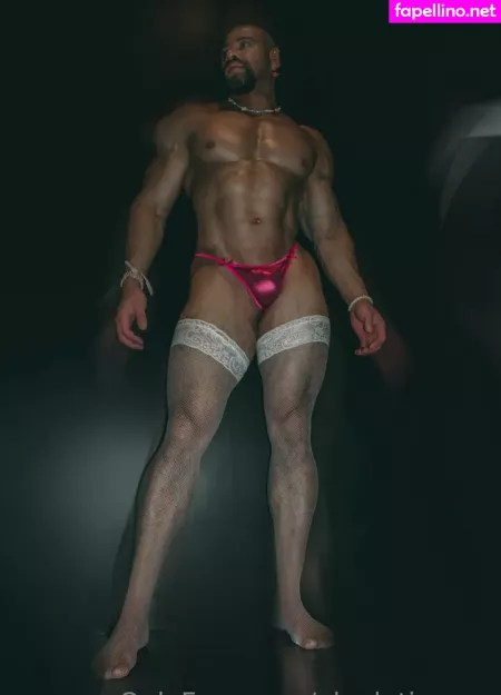 Aleolatinoxxx OnlyFans Thumbnail #y2JNDRpigM