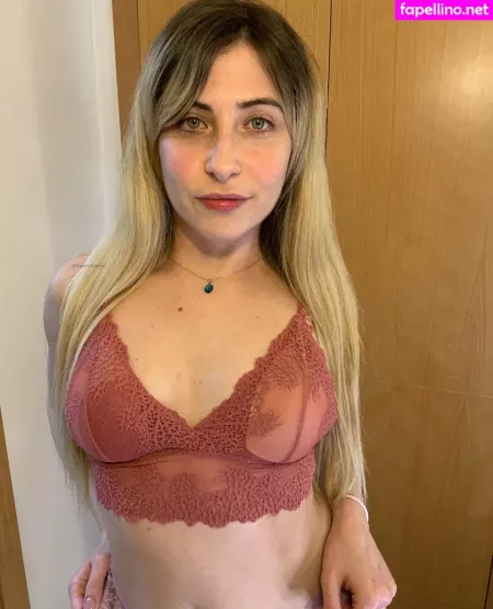 Alepannda OnlyFans Thumbnail #fggwxhpqoG