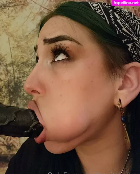 Alesa OnlyFans Thumbnail #0wke3BXV0F